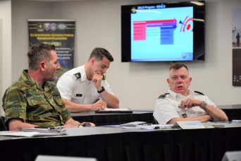 USASAC CG makes inaugural visit to NC headquarters