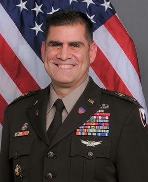 COL Robert Miceli