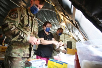 Army medics rally support for Afghan evacuees
