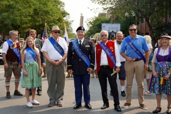 Chicago’s 2021 Steuben Parade honors U.S. Army Reserve Soldier